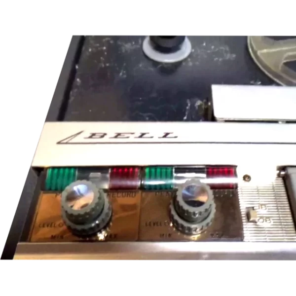 Record & Playback Controls on the T200 series Bell Tape Recorder